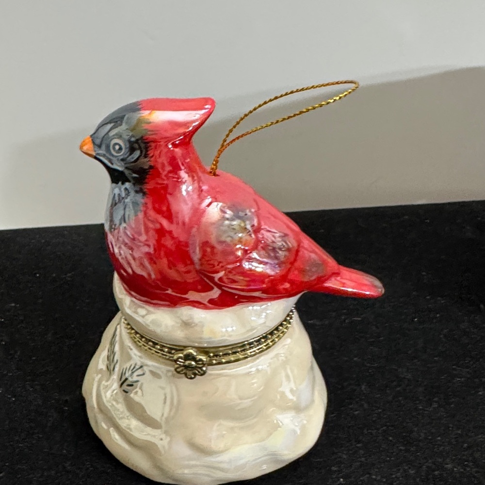 Mr. Christmas Porcelain Tree Hinged Music Box Ornament Red Cardinal Trinket Box